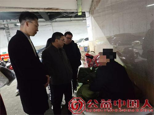 天心望城两地联动 助失联20年流浪老人安家(图2) 天心望城两地联动 助失联20年流浪老人安家(图2)