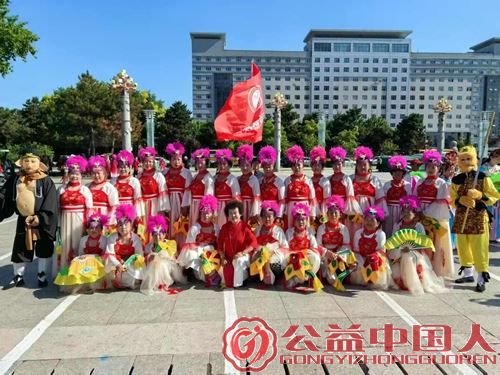 黑龙江省助老志愿者协会秧歌委员会成功举办“庆七一颂党恩”黑龙江省秧歌大会(图4) 黑龙江省助老志愿者协会秧歌委员会成功举办“庆七一颂党恩”黑龙江省秧歌大会(图4)