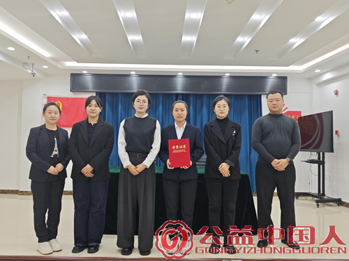 喜报!东风区选手刘奕含在全省禁毒教育教学成果大赛佳木斯复赛中“喜获一等奖”(图3) 喜报!东风区选手刘奕含在全省禁毒教育教学成果大赛佳木斯复赛中“喜获一等奖”(图3)