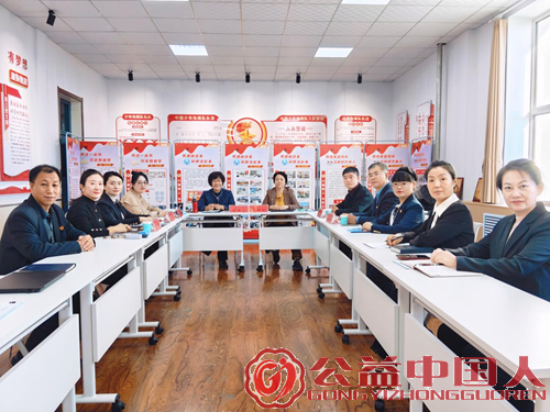 2025年教育部重点国培项目校长培训返岗实践——“送培进校”暨省“云帮扶”活动(图5) 2025年教育部重点国培项目校长培训返岗实践——“送培进校”暨省“云帮扶”活动(图5)