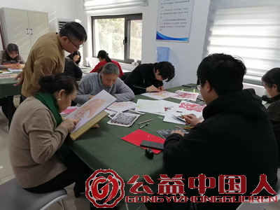   ��ׯ�й����Ļ����滭��ѵ��ѧԱ��Ħ����������(ͼ8)