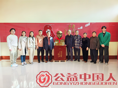   ��ׯ�й����Ļ����滭��ѵ��ѧԱ��Ħ����������(ͼ6)